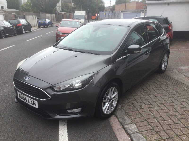 2015 Ford Focus Hatchback 1.6 Zetec Hatchback 5dr Petrol Powershift Euro 6 125 ps
